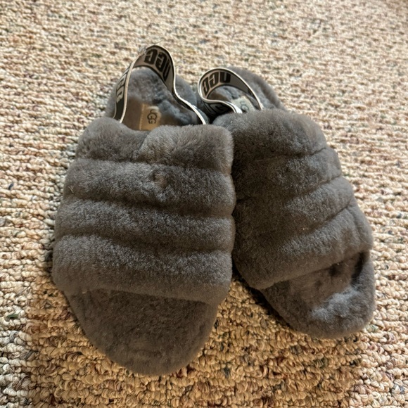 Uggs - Picture 2 of 3